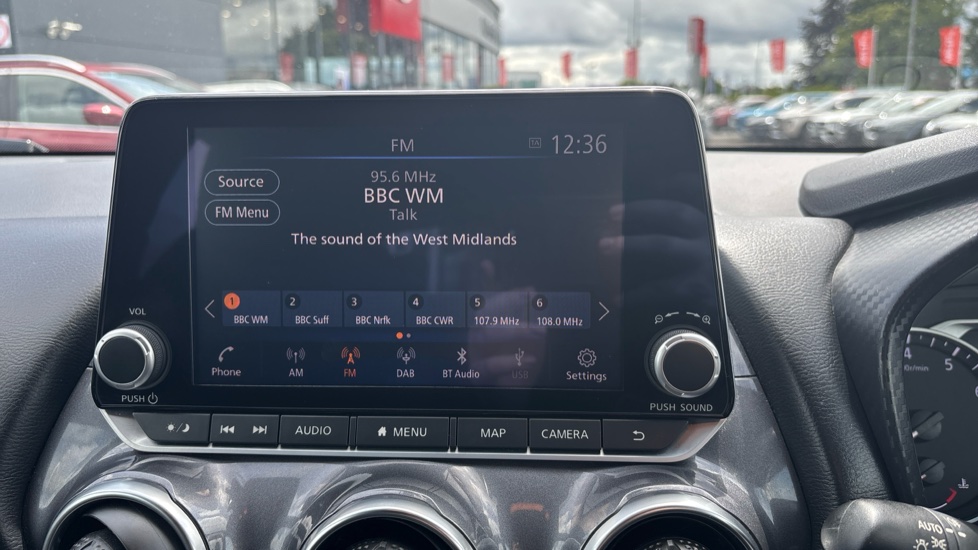 Nissan Juke 1.0 DiG-T 114 N-Connecta 5dr Petrol Hatchback - Image 36