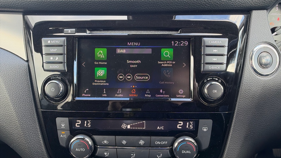 Nissan Qashqai 1.5 dCi 115 N-Connecta 5dr Diesel Hatchback - Image 23