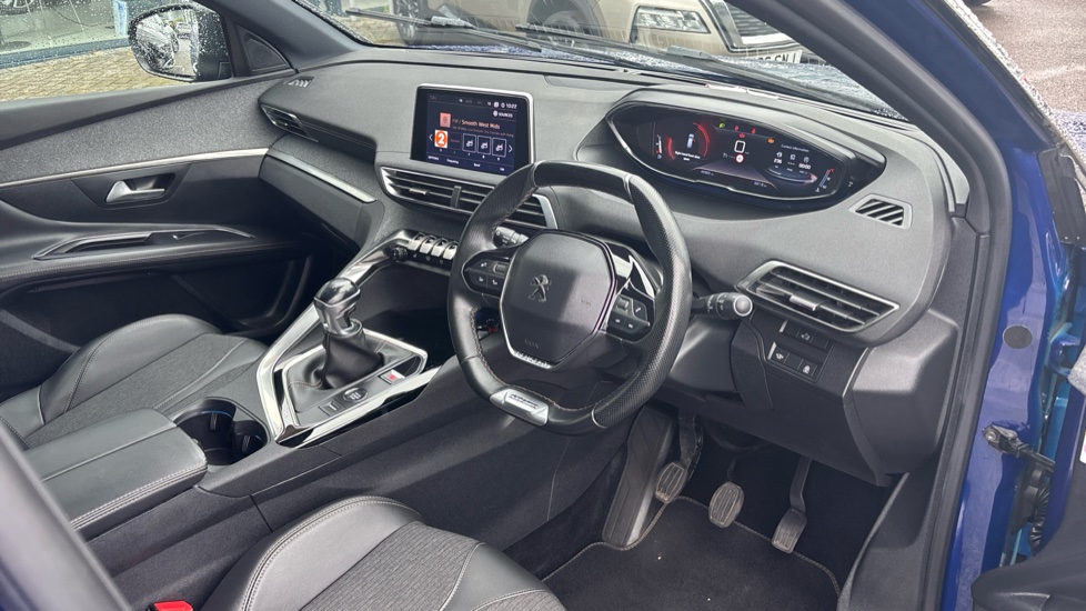 Peugeot 3008 1.2 PureTech GT Line Premium 5dr Petrol Estate - Image 11