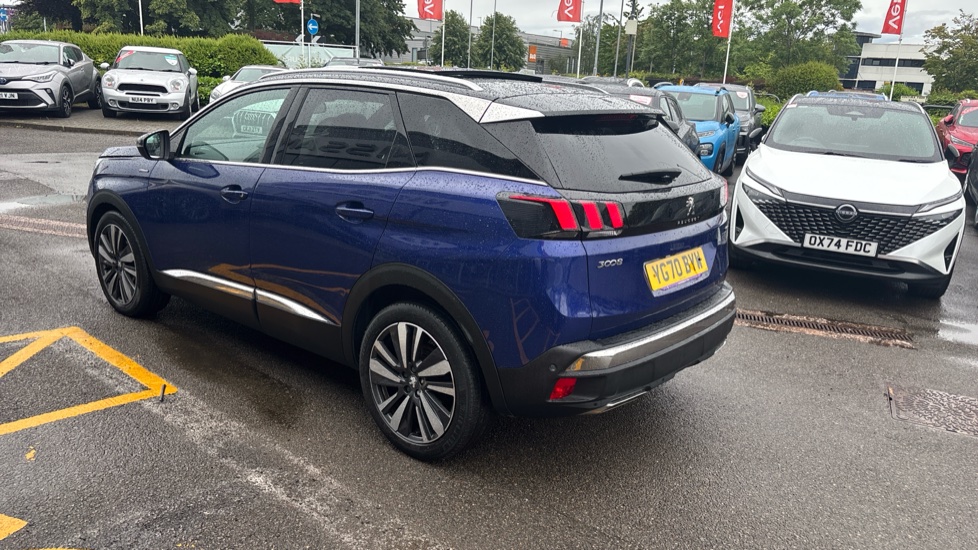 Peugeot 3008 1.2 PureTech GT Line Premium 5dr Petrol Estate - Image 47