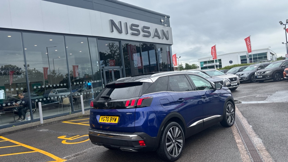 Peugeot 3008 1.2 PureTech GT Line Premium 5dr Petrol Estate - Image 49