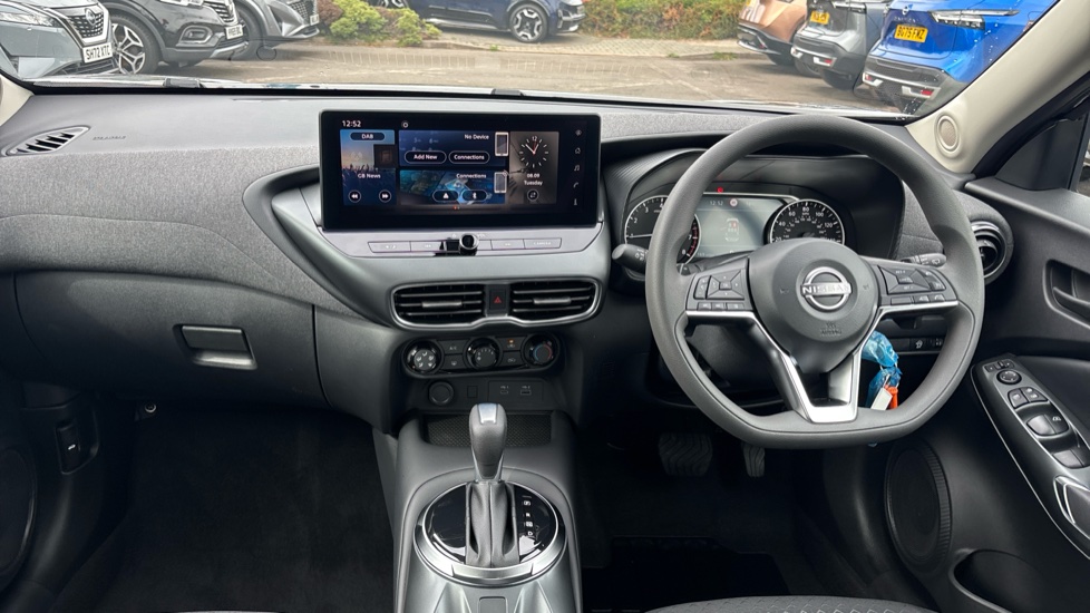 Nissan Juke 1.0 DiG-T Acenta Premium 5dr DCT Petrol Hatchback - Image 10