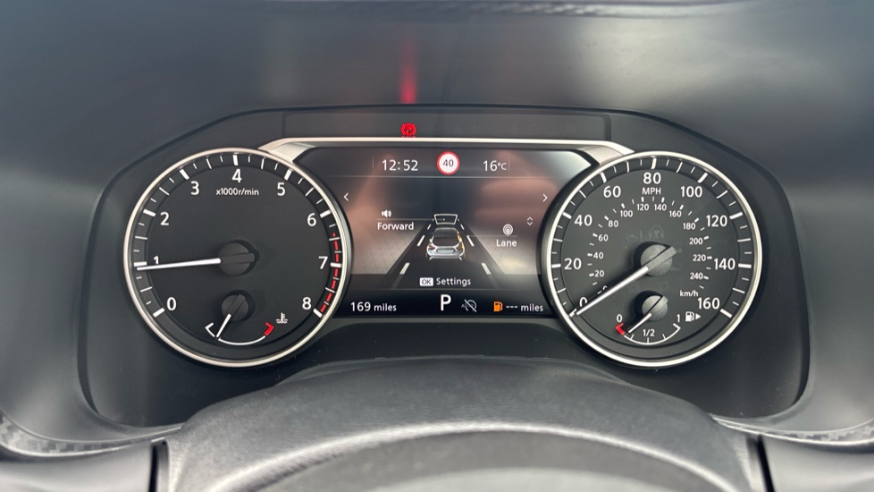 Nissan Juke 1.0 DiG-T Acenta Premium 5dr DCT Petrol Hatchback - Image 18