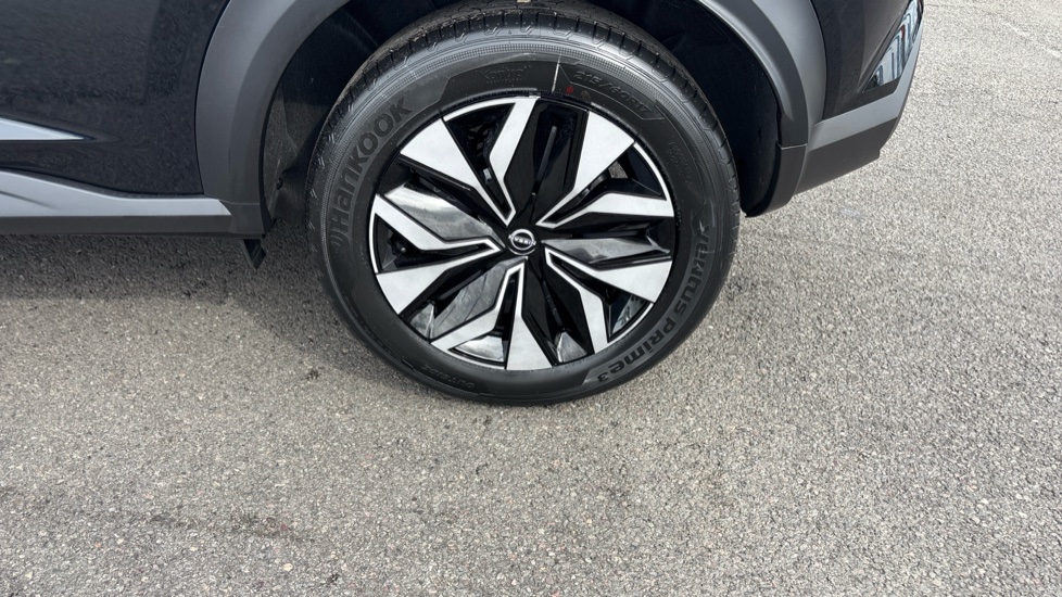 Nissan Juke 1.0 DiG-T Acenta Premium 5dr DCT Petrol Hatchback - Image 43