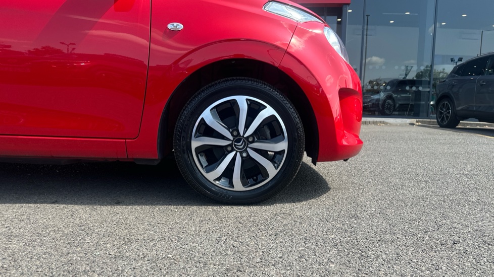 Citroen C1 1.0 VTi 72 Shine 5dr Petrol Hatchback - Image 7