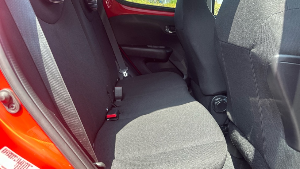 Citroen C1 1.0 VTi 72 Shine 5dr Petrol Hatchback - Image 16