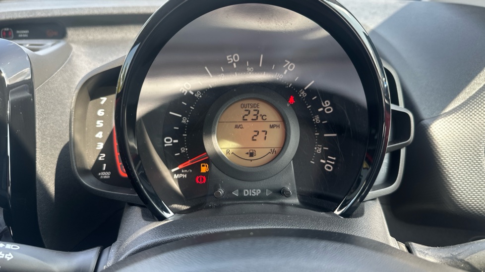 Citroen C1 1.0 VTi 72 Shine 5dr Petrol Hatchback - Image 18