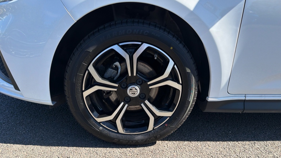 MG MG3 1.5 VTi-TECH Excite 5dr Petrol Hatchback - Image 26