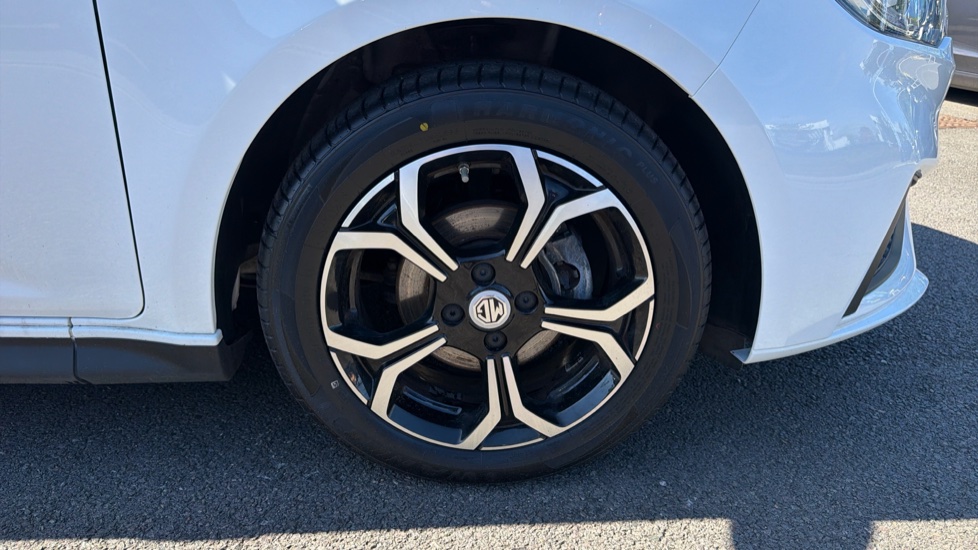 MG MG3 1.5 VTi-TECH Excite 5dr Petrol Hatchback - Image 28