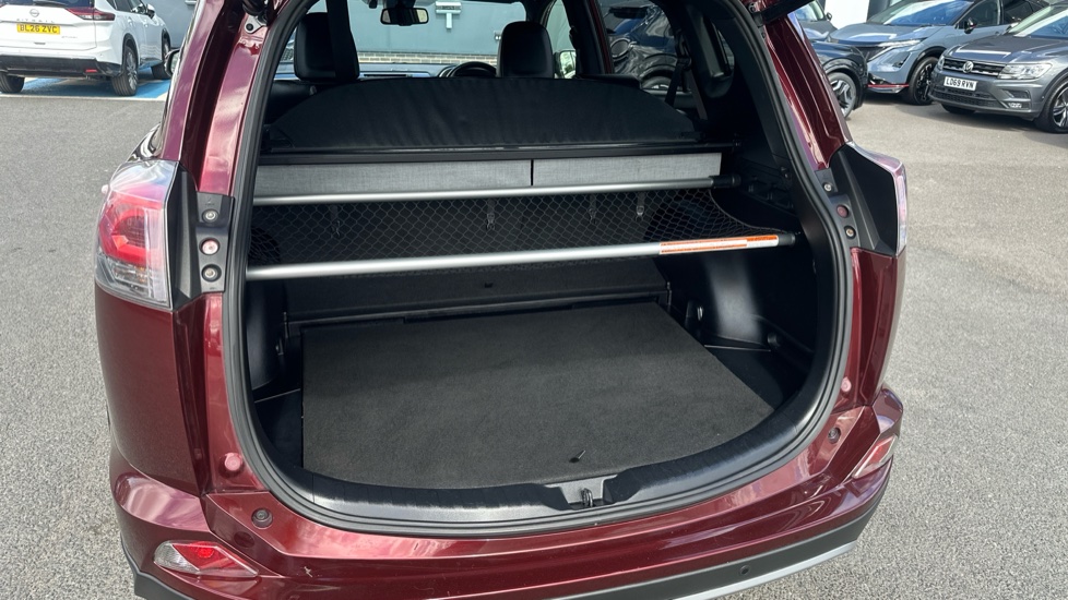 Toyota RAV4 2.5 VVT-i Hybrid Icon TSS 5dr CVT Hybrid Estate - Image 4