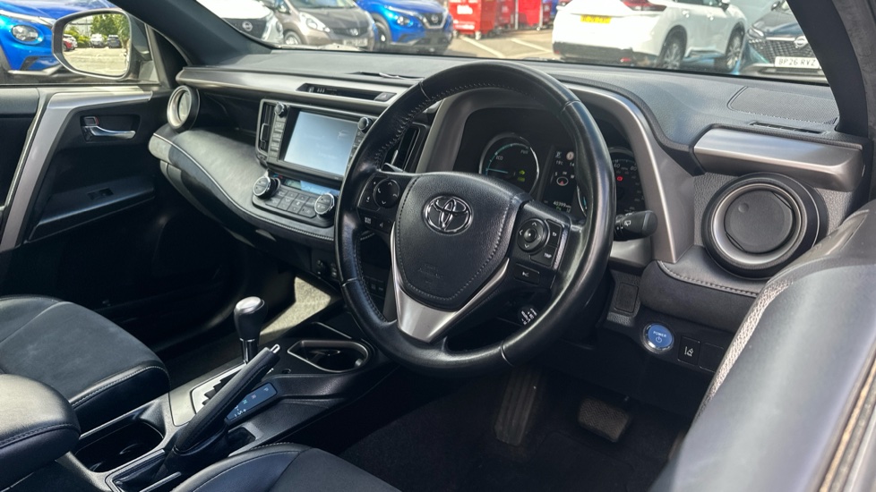 Toyota RAV4 2.5 VVT-i Hybrid Icon TSS 5dr CVT Hybrid Estate - Image 14