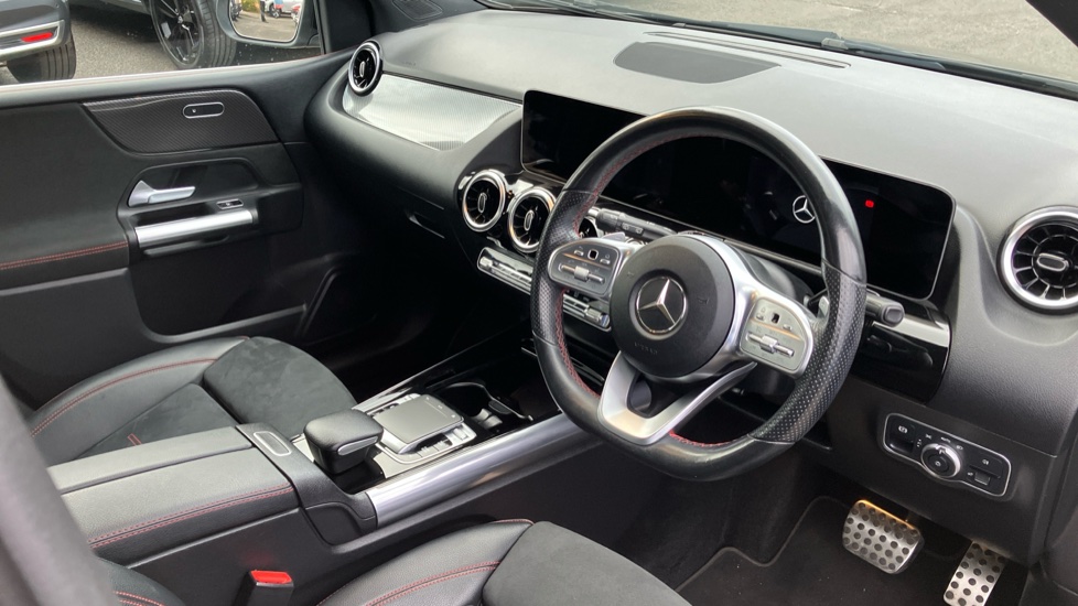 Mercedes-Benz B-Class B200d AMG Line Executive 5dr Auto Diesel Hatchback - Image 11