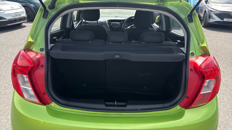 Vauxhall Viva 1.0 SE 5dr Petrol Hatchback - Image 4