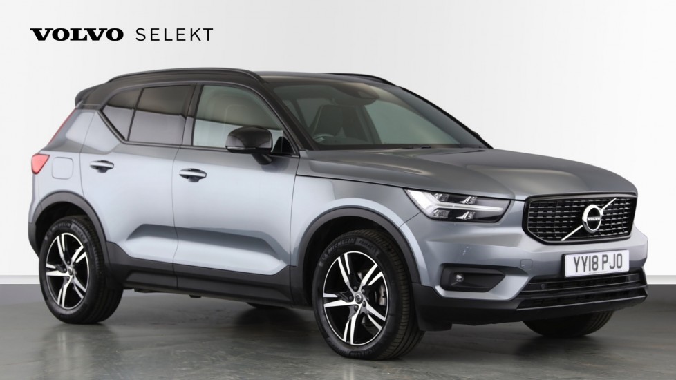 Volvo XC40 T3 RDesign Manual (Rear Park Assist, LED Fog lights