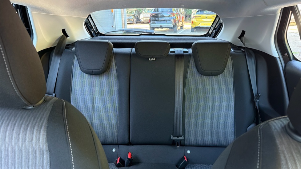 Vauxhall Corsa 1.2 Design 5dr Petrol Hatchback - Image 15
