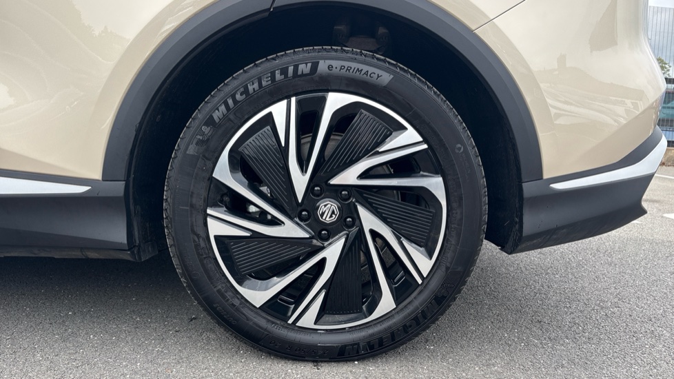 MG MGS6 266kW Trophy EV Dual Motor 77kWh 5dr Auto Electric Estate - Image 7