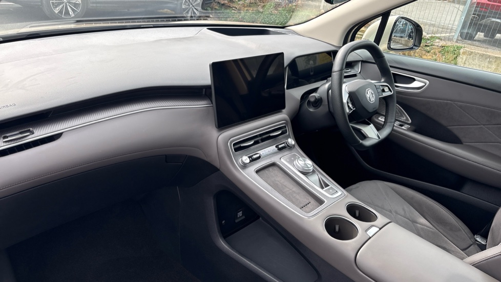 MG MGS6 266kW Trophy EV Dual Motor 77kWh 5dr Auto Electric Estate - Image 9