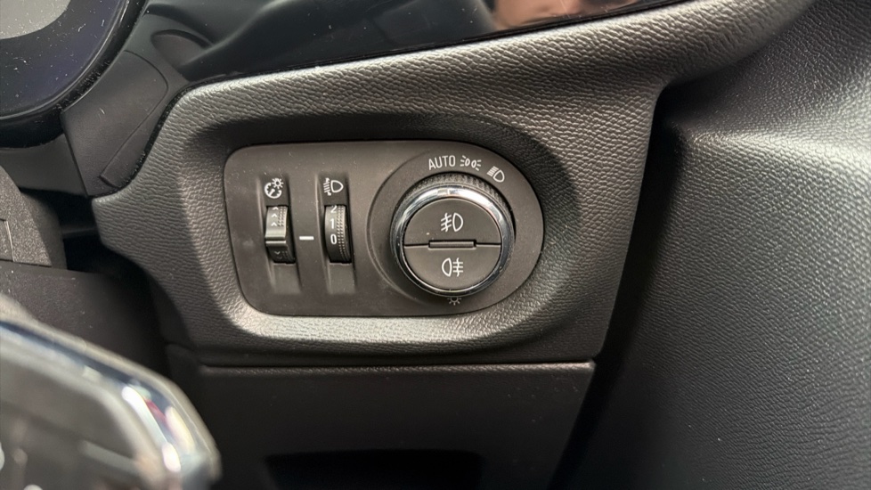 Vauxhall Corsa 1.2 GS 5dr Petrol Hatchback - Image 21