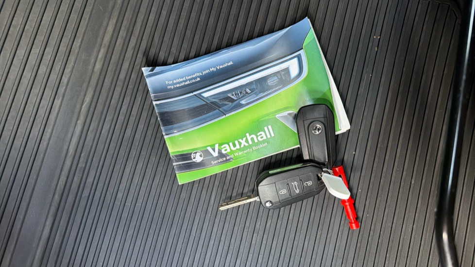 Vauxhall Mokka 1.2 Turbo 100 Design 5dr Petrol Hatchback - Image 19