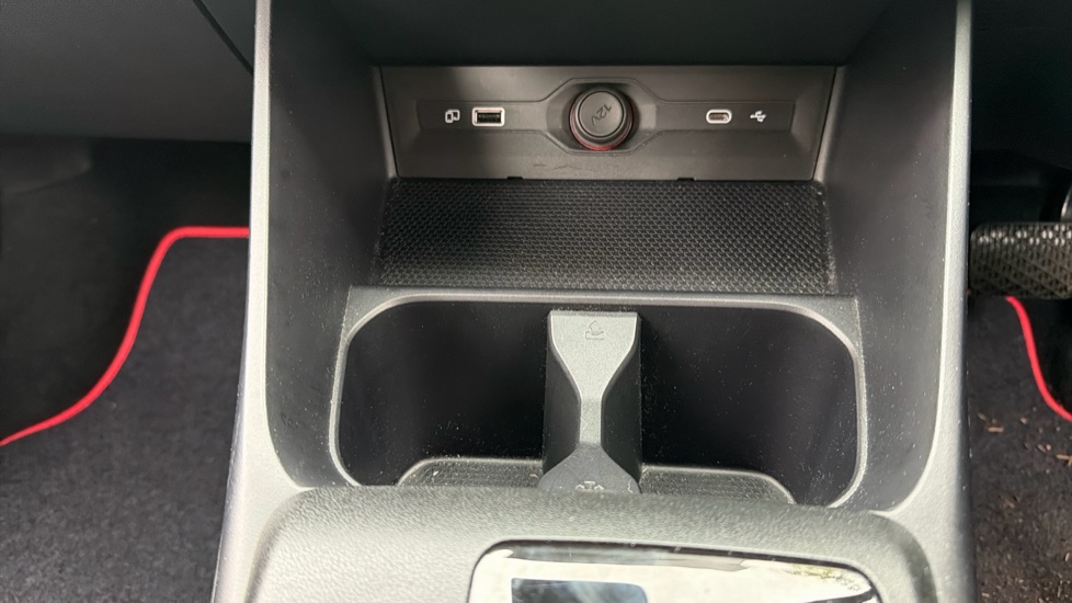 MG MG3 1.5 Hybrid Trophy 5dr Auto Hybrid Hatchback - Image 33