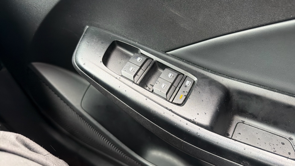 MG MG3 1.5 Hybrid Trophy 5dr Auto Hybrid Hatchback - Image 36