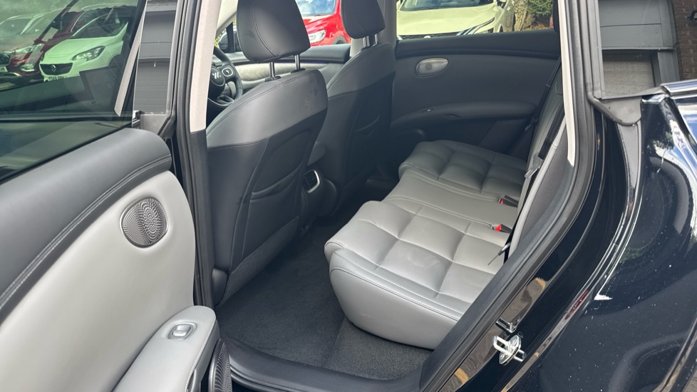MG IM6 553kW Launch Edition 100kWh 5dr AWD Auto Electric Estate - Image 15