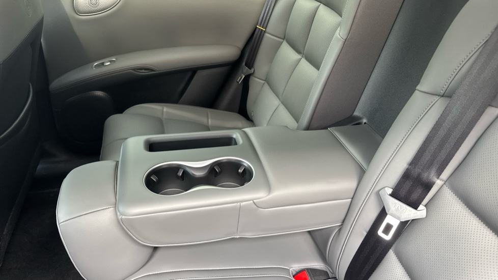 MG IM6 553kW Launch Edition 100kWh 5dr AWD Auto Electric Estate - Image 17