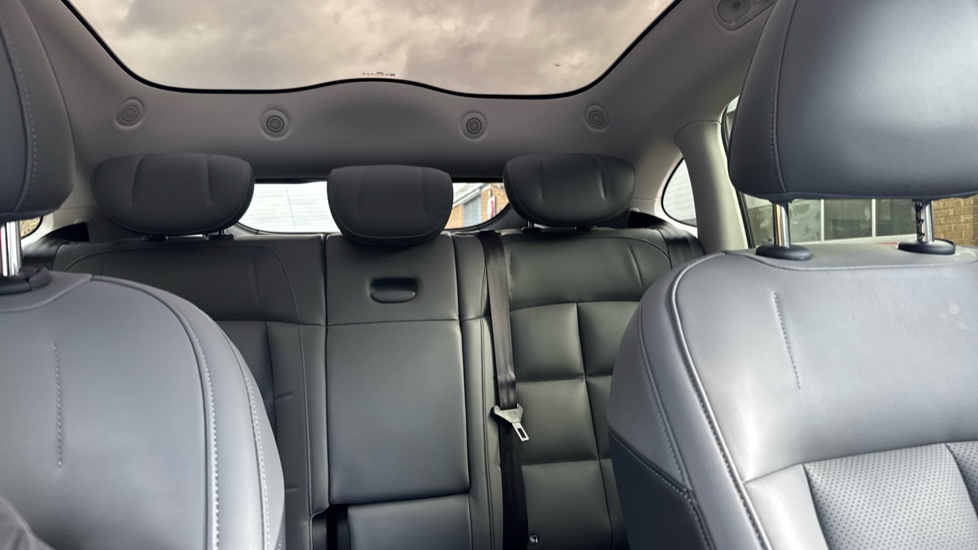 MG IM6 553kW Launch Edition 100kWh 5dr AWD Auto Electric Estate - Image 45