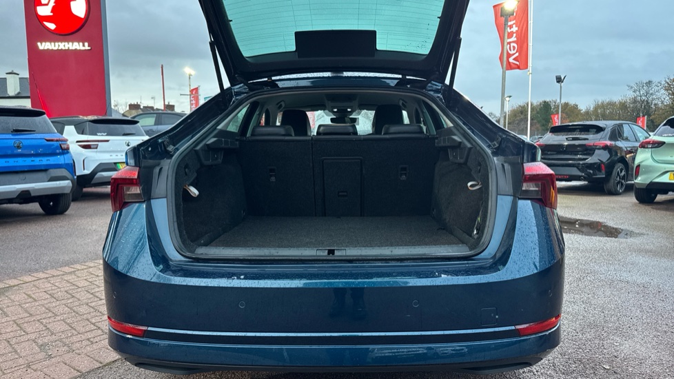 Skoda Octavia 1.4 TSI iV SE L DSG 5dr Hatchback - Image 7