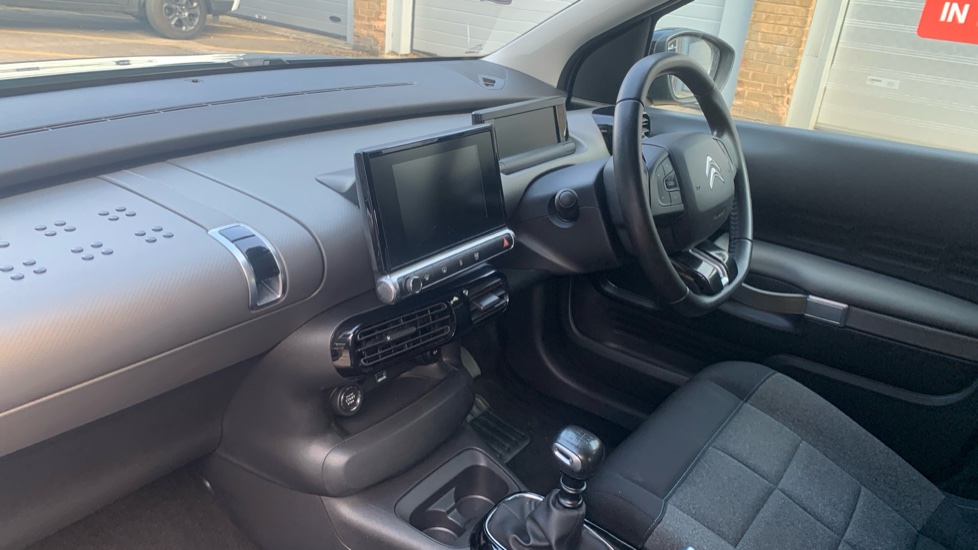 Citroen C4 Cactus 1.2 PureTech Flair 5dr [6 Speed] Petrol Hatchback - Image 9