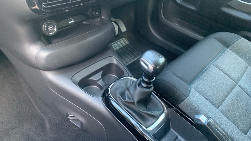 Citroen C4 Cactus 1.2 PureTech Flair 5dr [6 Speed] Petrol Hatchback - Image 13