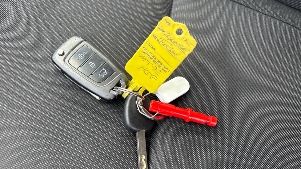 Hyundai TUCSON 1.6 TGDi SE Connect 5dr 2WD Petrol Estate - Image 20