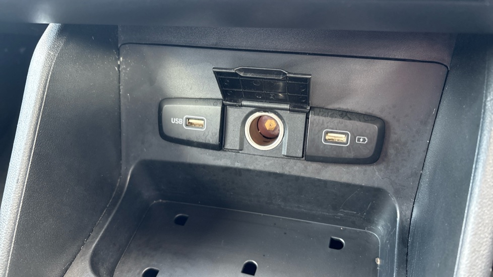 Hyundai TUCSON 1.6 TGDi SE Connect 5dr 2WD Petrol Estate - Image 27