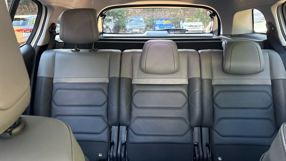 Citroen C5 Aircross 1.2 PureTech C-Series Edition 5dr Petrol Hatchback - Image 15
