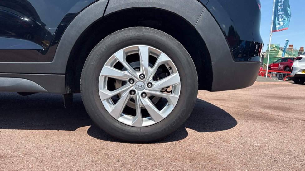 Hyundai TUCSON 1.6 GDi SE Nav 5dr 2WD Petrol Estate - Image 7