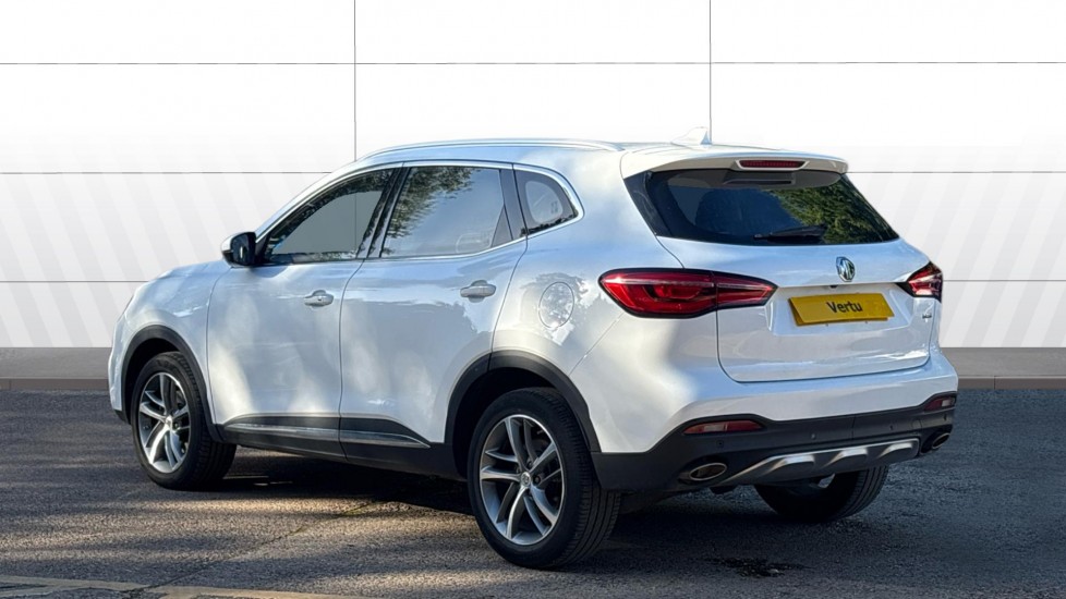 MG HS 1.5 T-GDI Exclusive 5dr Petrol Hatchback - Image 2