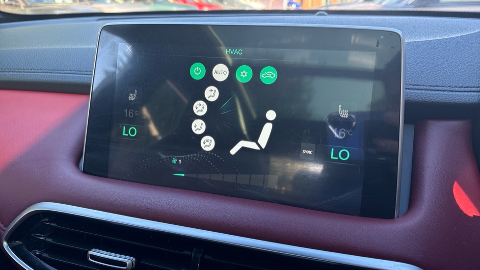 MG HS 1.5 T-GDI Exclusive 5dr Petrol Hatchback - Image 27