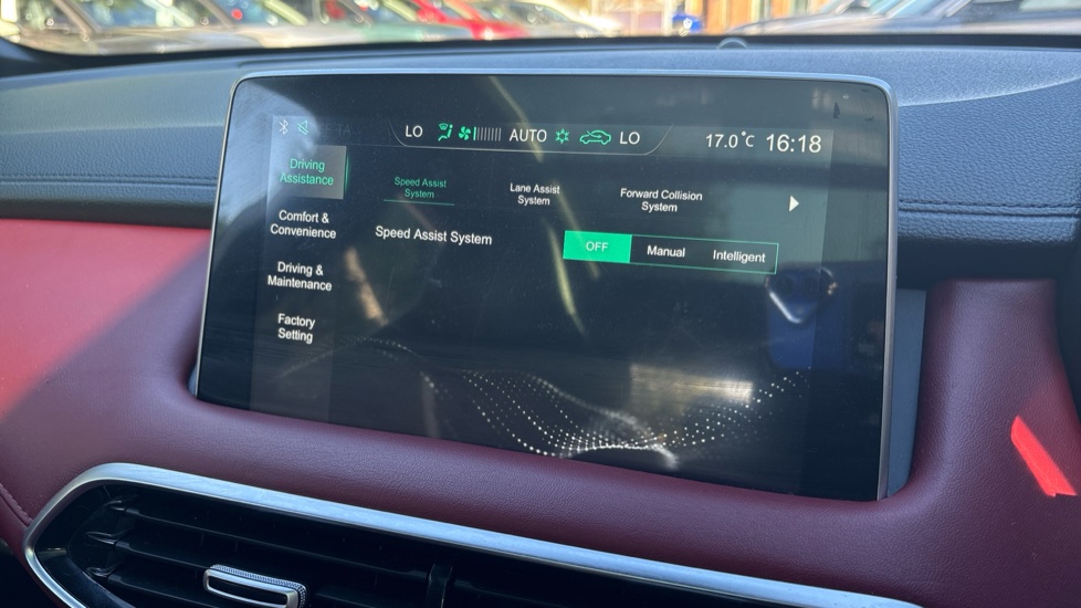 MG HS 1.5 T-GDI Exclusive 5dr Petrol Hatchback - Image 28