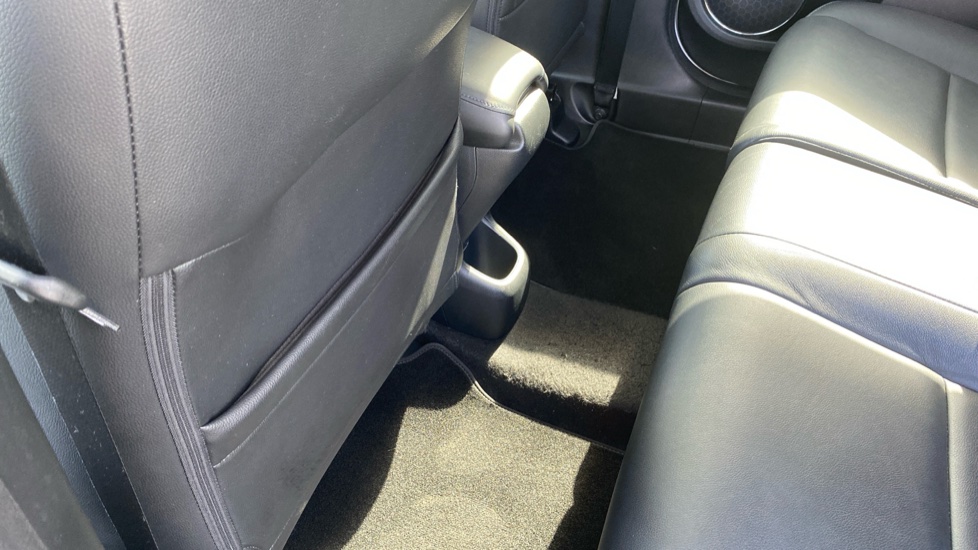 Honda HR-V 1.5 i-VTEC EX CVT 5dr Petrol Hatchback - Image 17