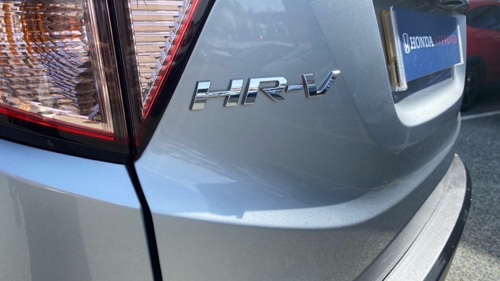 Honda HR-V 1.5 i-VTEC EX CVT 5dr Petrol Hatchback - Image 18