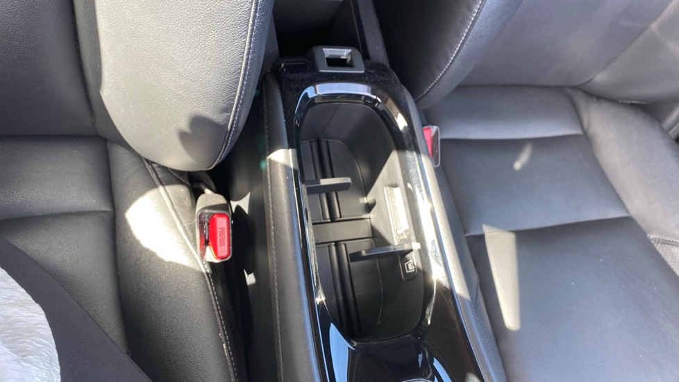 Honda HR-V 1.5 i-VTEC EX CVT 5dr Petrol Hatchback - Image 30