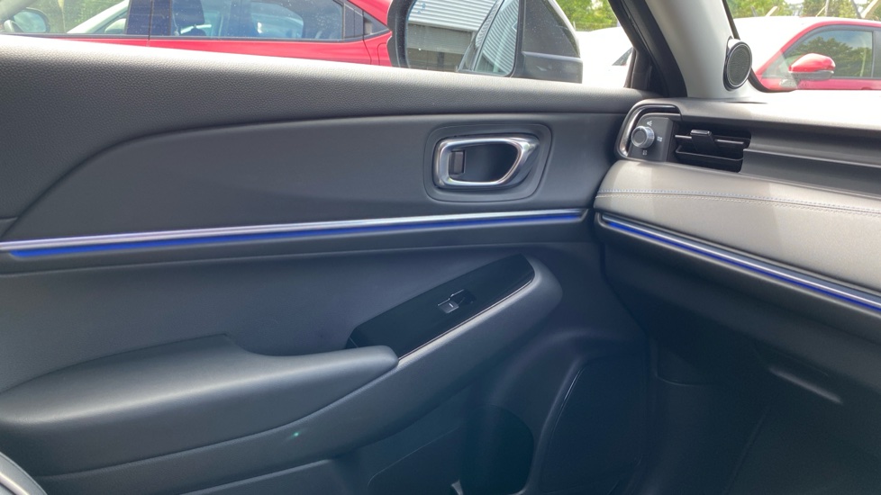 Honda E Ny1 150kW Elegance 69kWh 5dr Auto Electric Hatchback - Image 38