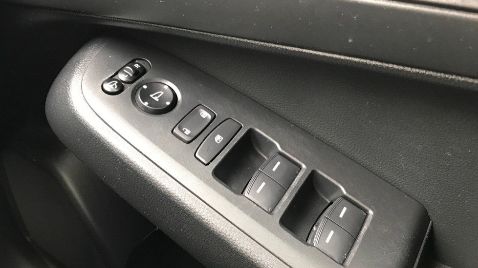Honda HR-V 1.5 eHEV Elegance 5dr CVT Hybrid Hatchback - Image 13