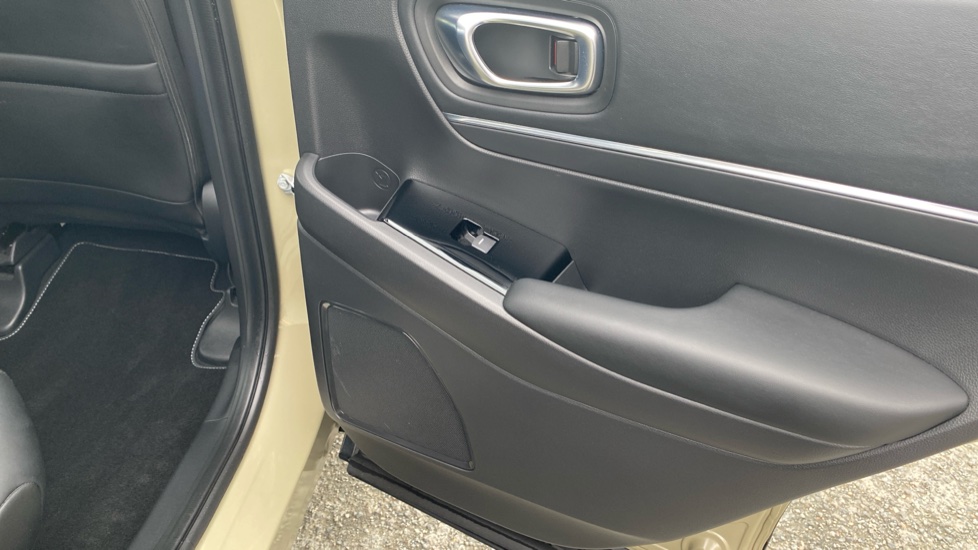 Honda HR-V 1.5 eHEV Advance 5dr CVT Hybrid Hatchback - Image 38
