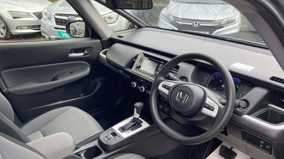 Honda Jazz 1.5 i-MMD Hybrid SE 5dr eCVT Hybrid Hatchback - Image 13