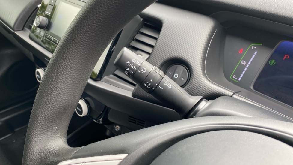 Honda Jazz 1.5 i-MMD Hybrid SE 5dr eCVT Hybrid Hatchback - Image 19