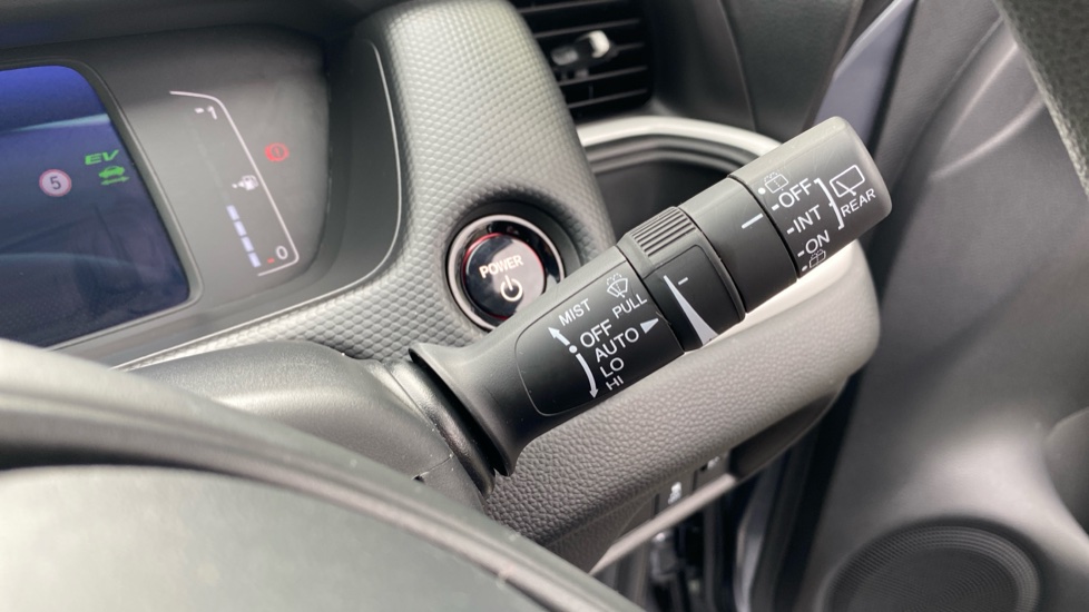 Honda Jazz 1.5 i-MMD Hybrid SE 5dr eCVT Hybrid Hatchback - Image 20