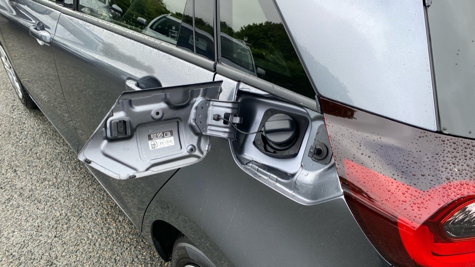Honda Jazz 1.5 i-MMD Hybrid SE 5dr eCVT Hybrid Hatchback - Image 24