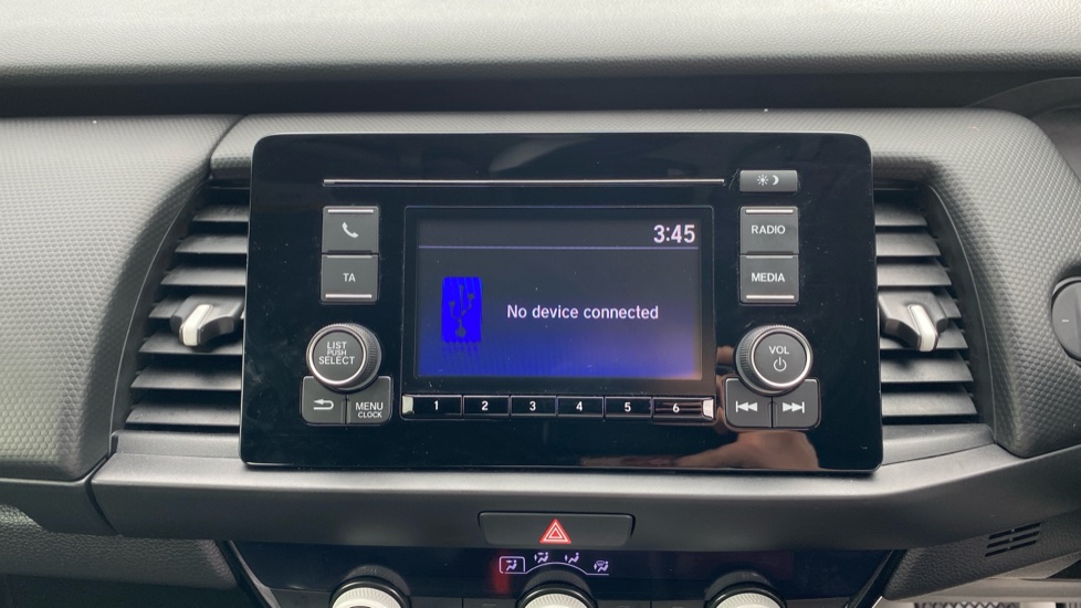 Honda Jazz 1.5 i-MMD Hybrid SE 5dr eCVT Hybrid Hatchback - Image 31