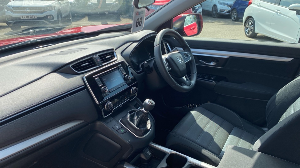 Honda CR-V 1.5 VTEC Turbo S 5dr 2WD Petrol Estate - Image 2
